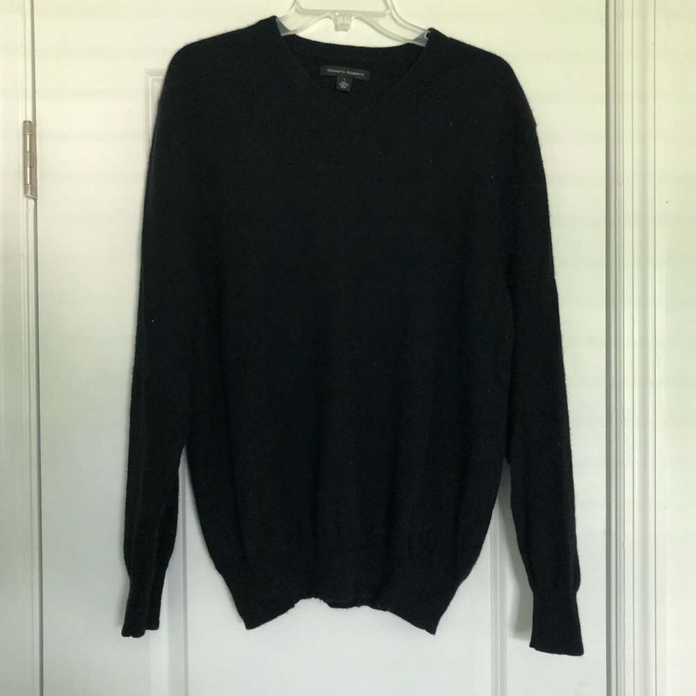 Kenneth Roberts Black Cashmere Sweater